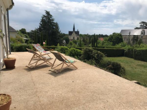 La Terrasse, vue sur château à 20km du Zoo Beauval